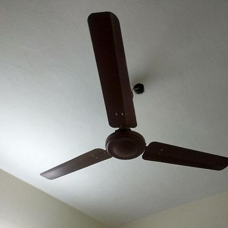 فندق شينايفي  Spot On 80584 Pudur Lucky Mansion المظهر الخارجي الصورة